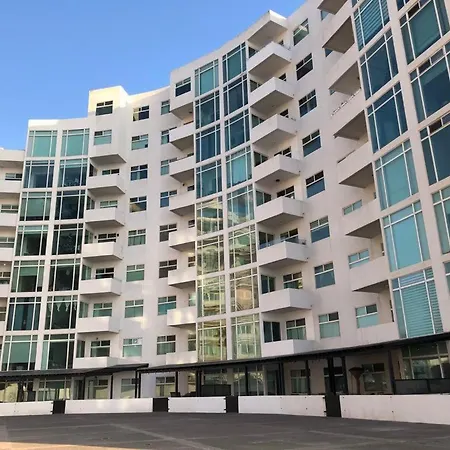 21 Beach House Family Apartment